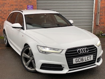 2016 (16) - 2.0 TDI Ultra Black Edition 5dr S Tronic