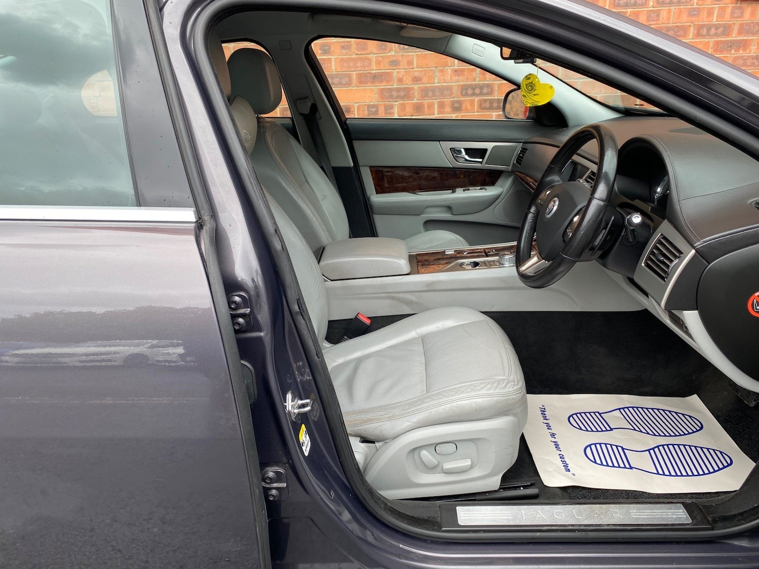 Used Jaguar XF 2008 for sale - 76991309: Photo 13