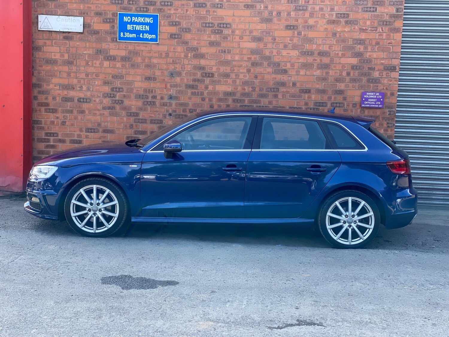 Vehicle 29