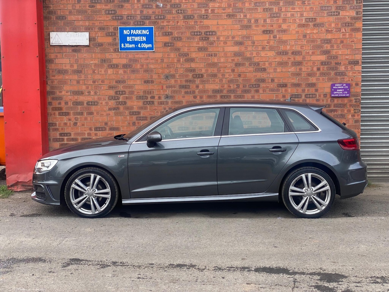 Vehicle 29