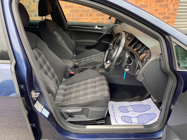 Used Volkswagen Golf 2014 for sale - 74425320: Photo 12