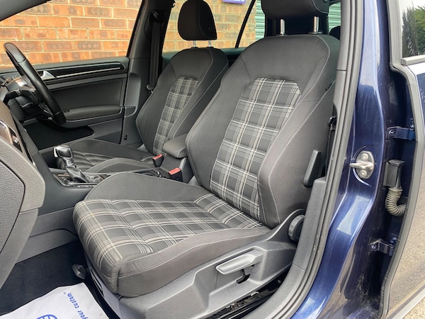 Used Volkswagen Golf 2014 for sale - 74425320: Photo 56