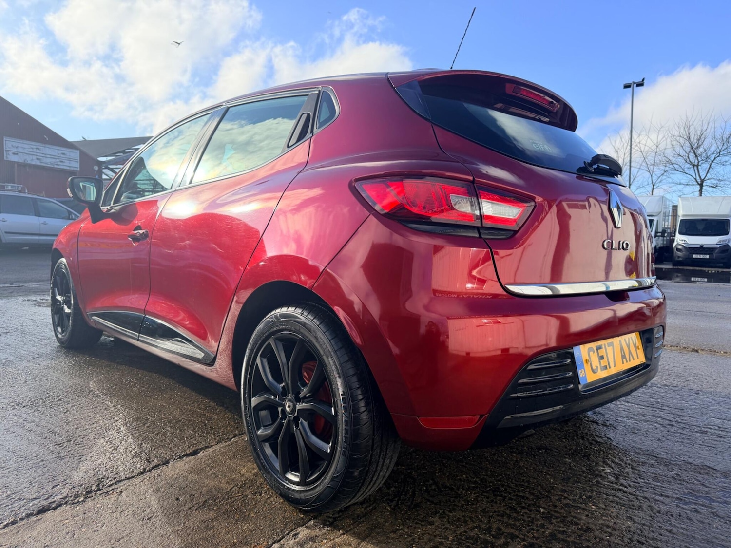 Used Renault Clio for sale - 77441333: Photo 12