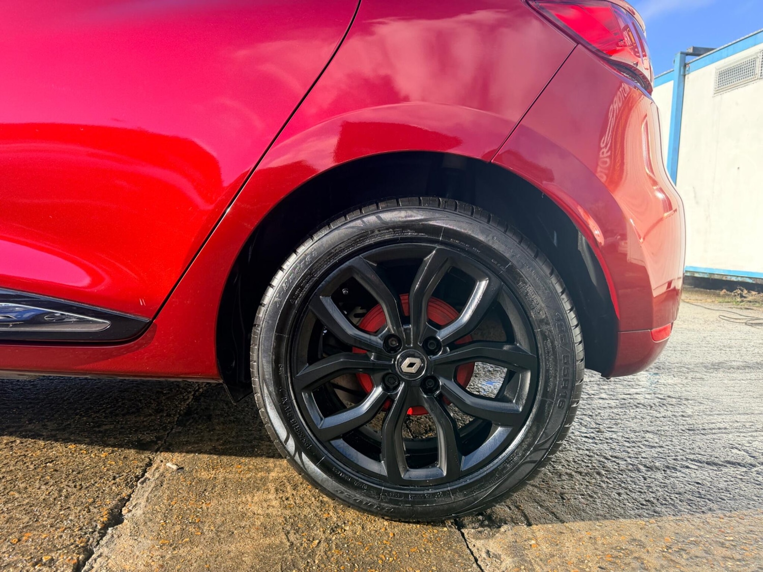 Used Renault Clio for sale - 77441333: Photo 21