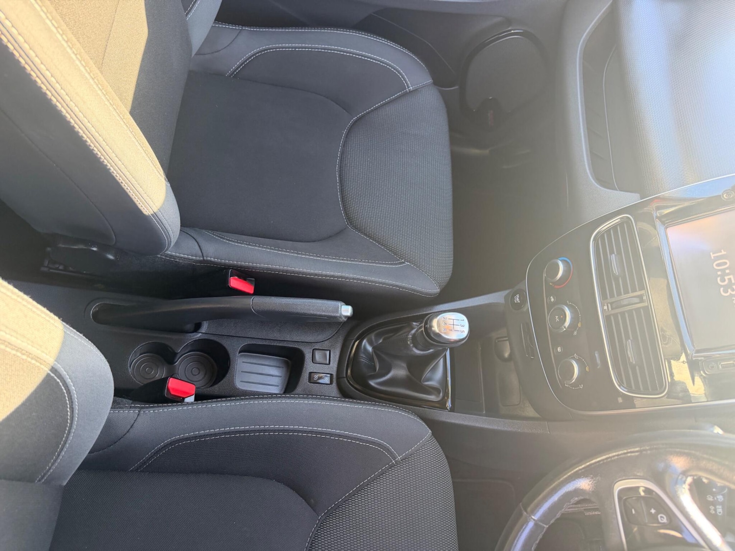 Used Renault Clio for sale - 77441333: Photo 55