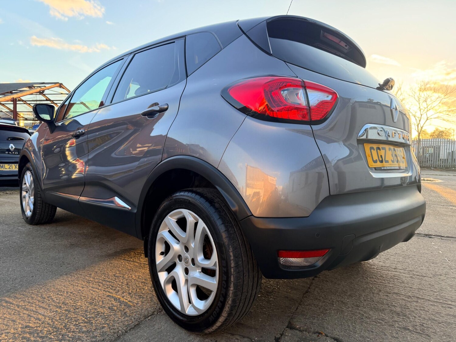 Used Renault Captur for sale - 77723544: Photo 14