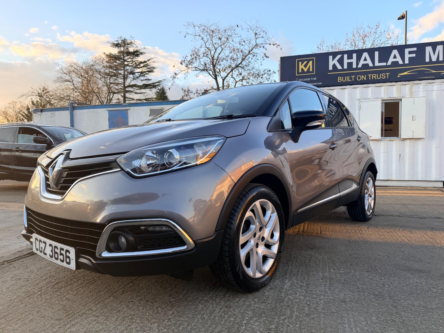 Used Renault Captur for sale - 77723544: Photo 2