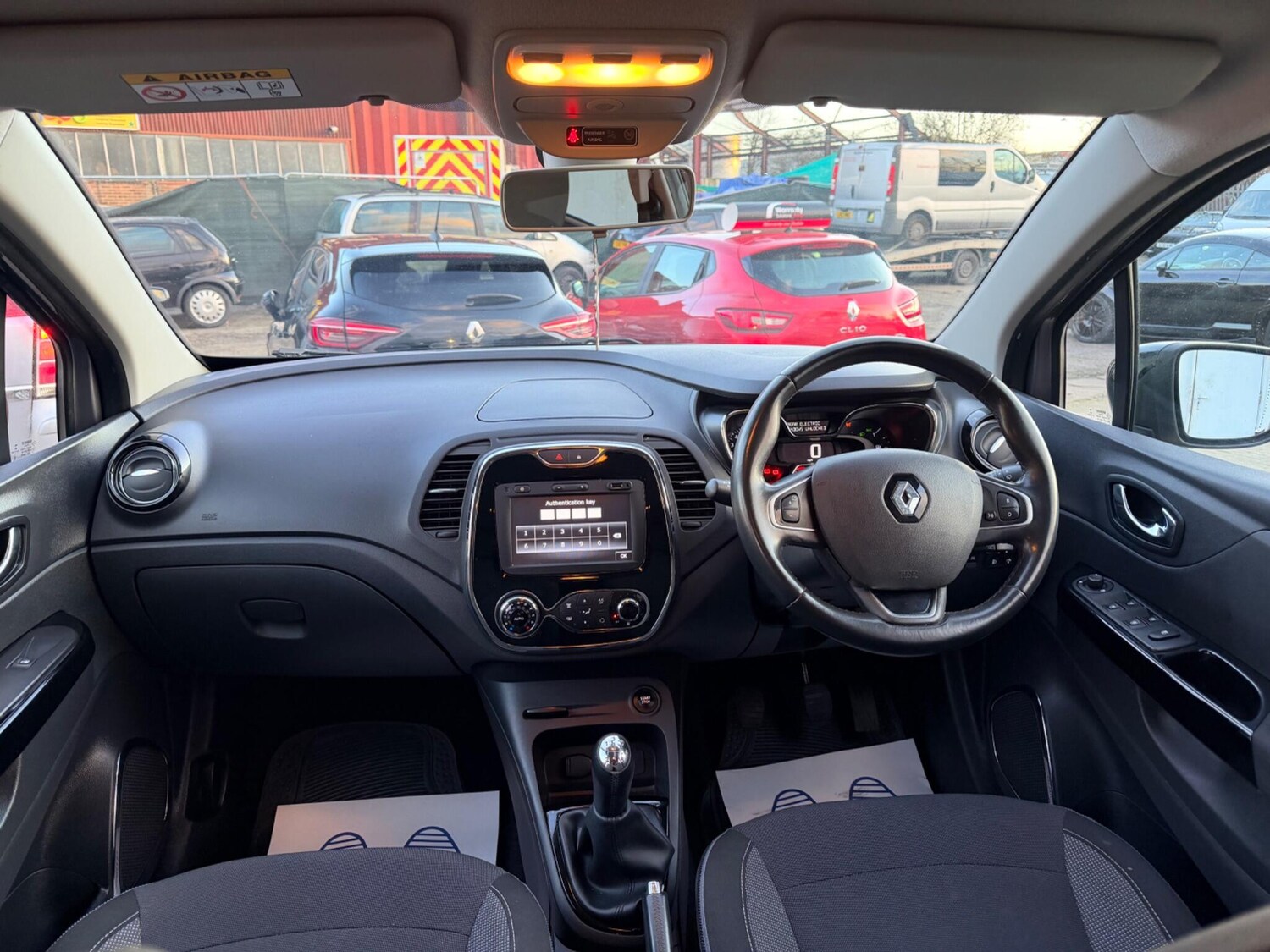 Used Renault Captur for sale - 77723544: Photo 37