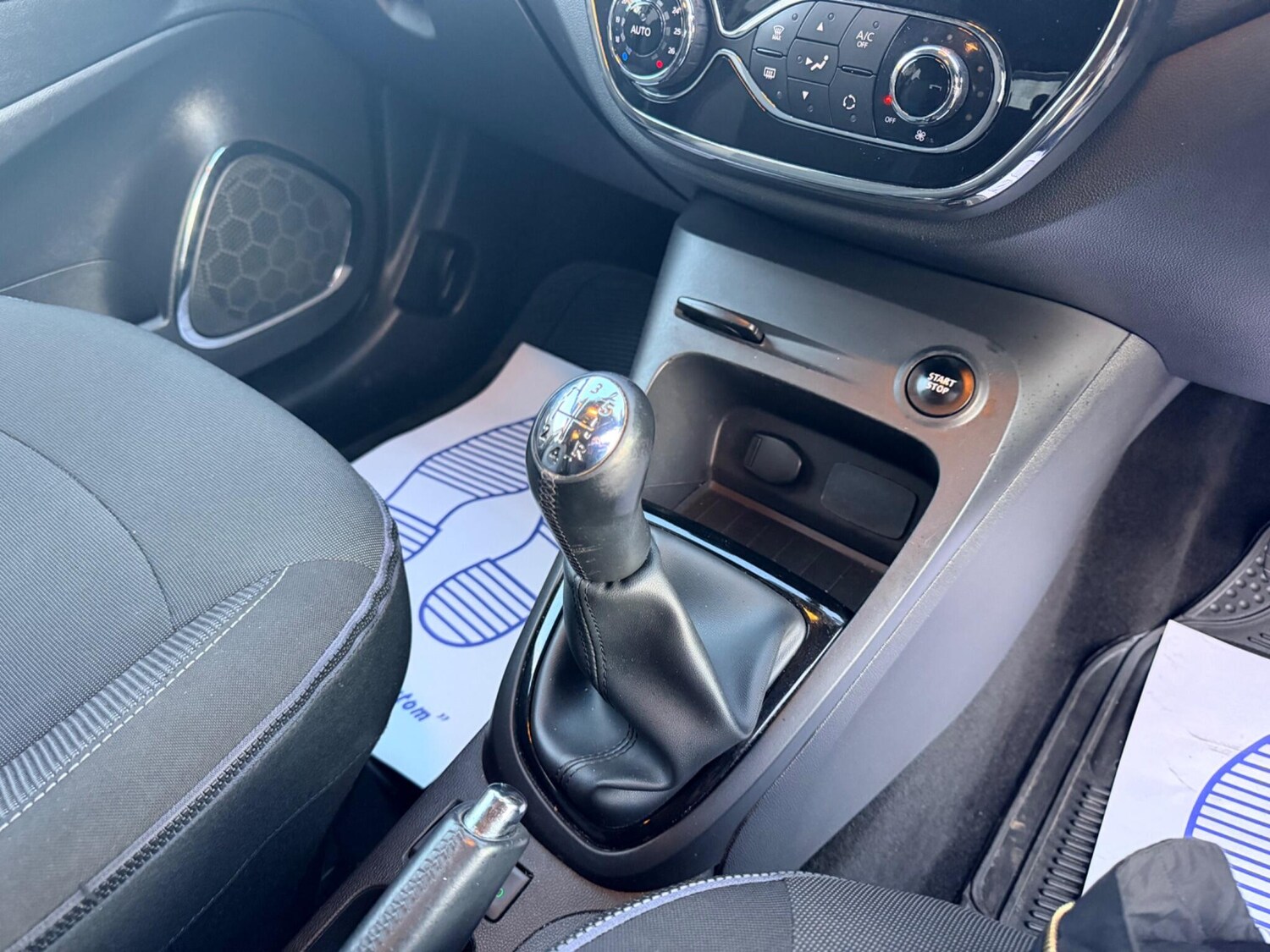 Used Renault Captur for sale - 77723544: Photo 58