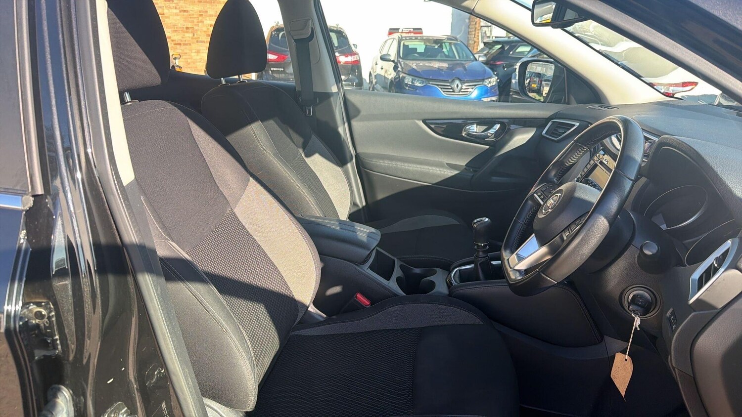 Used Nissan Qashqai for sale - 77724235: Photo 15