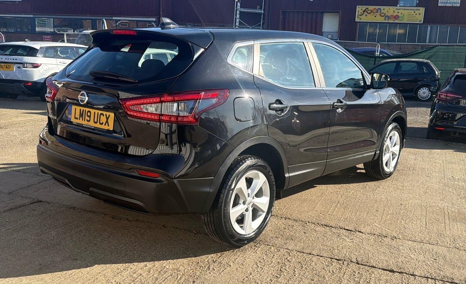 Used Nissan Qashqai for sale - 77724235: Photo 7