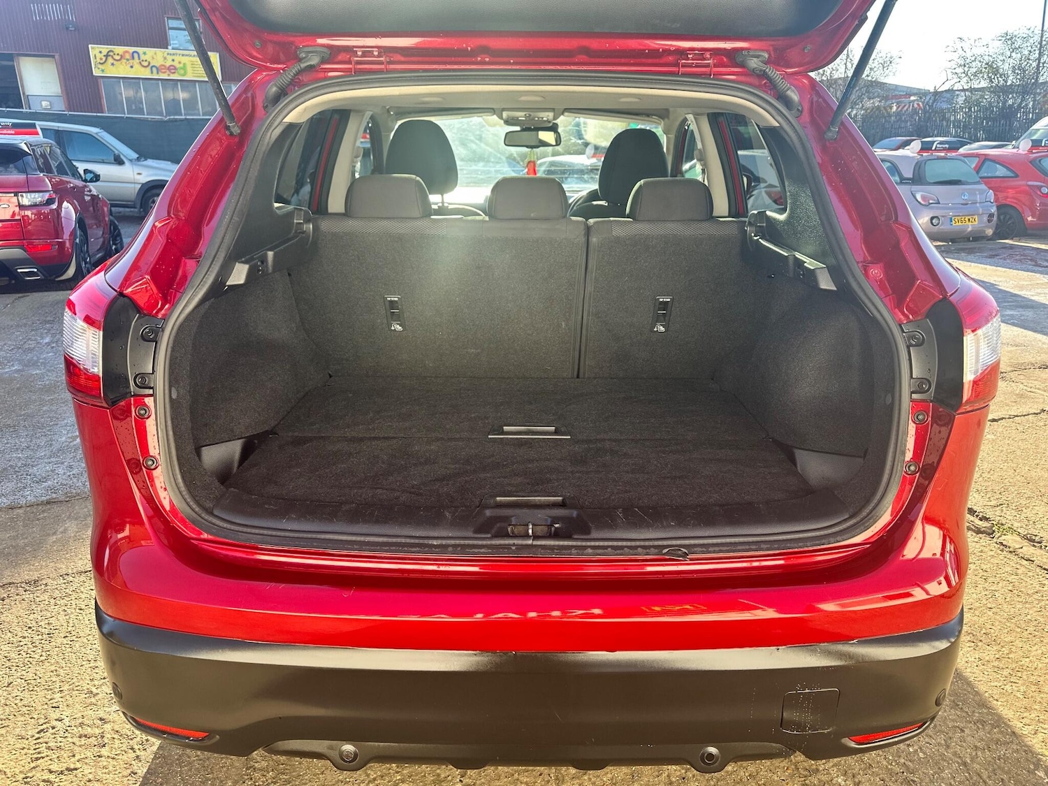 Used Nissan Qashqai 2015 for sale - 77396142: Photo 22