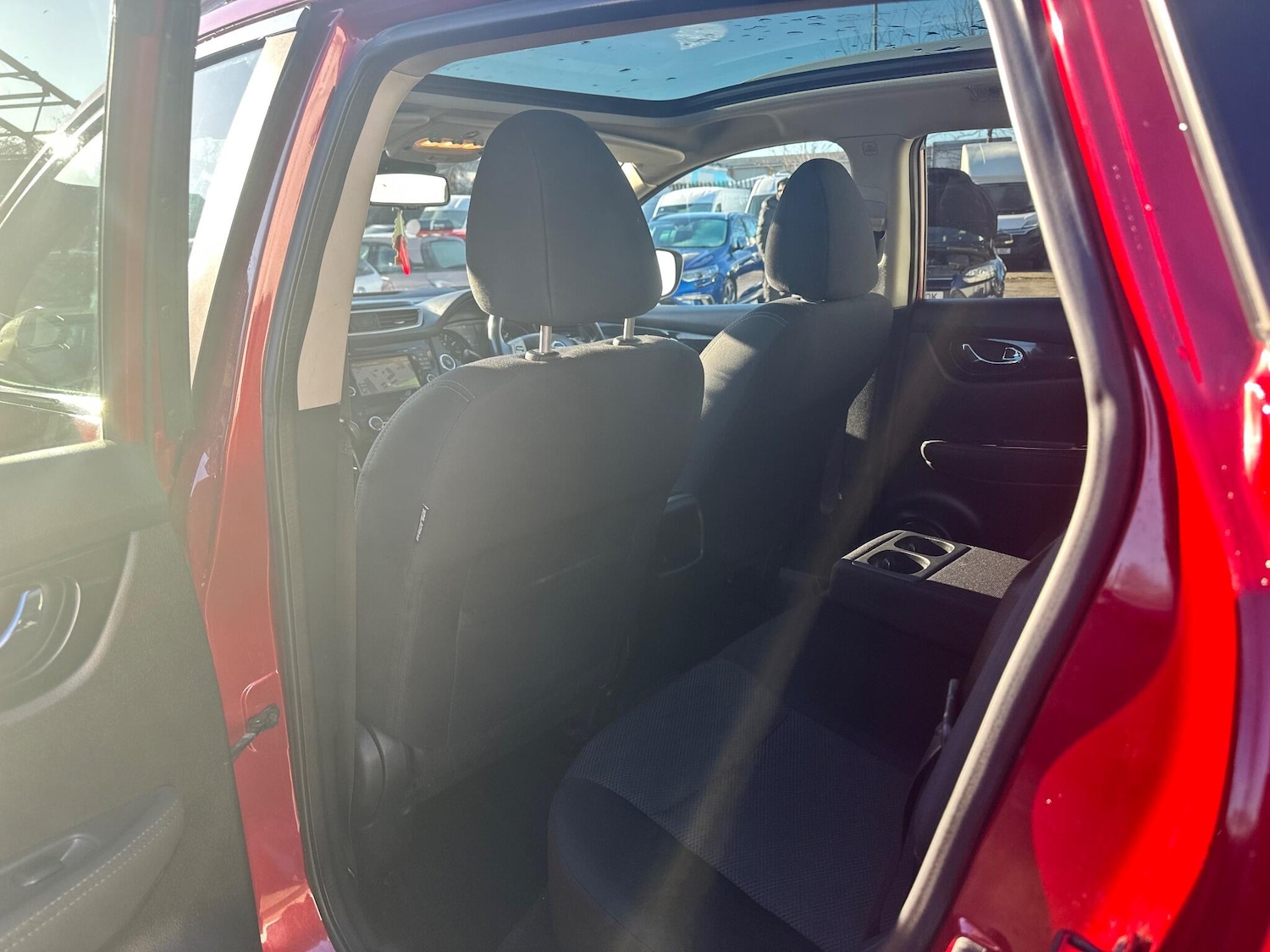 Used Nissan Qashqai 2015 for sale - 77396142: Photo 32