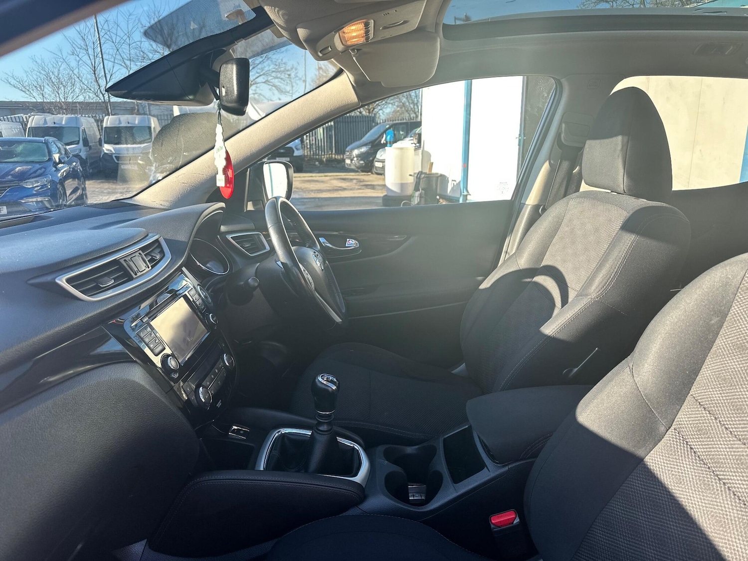 Used Nissan Qashqai 2015 for sale - 77396142: Photo 40