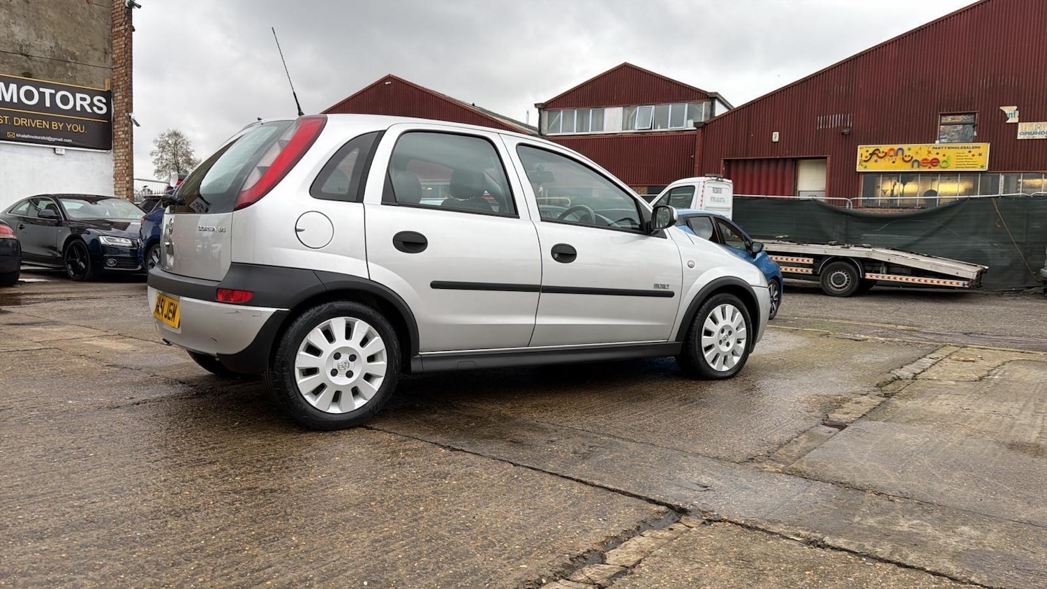 Used Vauxhall Corsa 2001 for sale - 77525127: Photo 5
