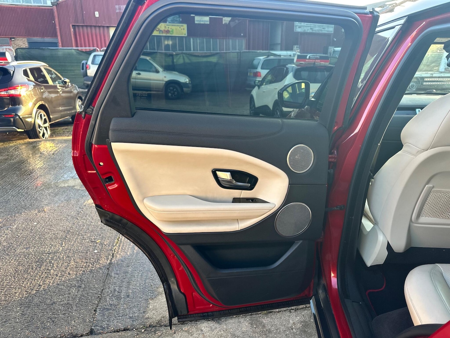 Used Land Rover Range Rover Evoque 2015 for sale - 77339616: Photo 36