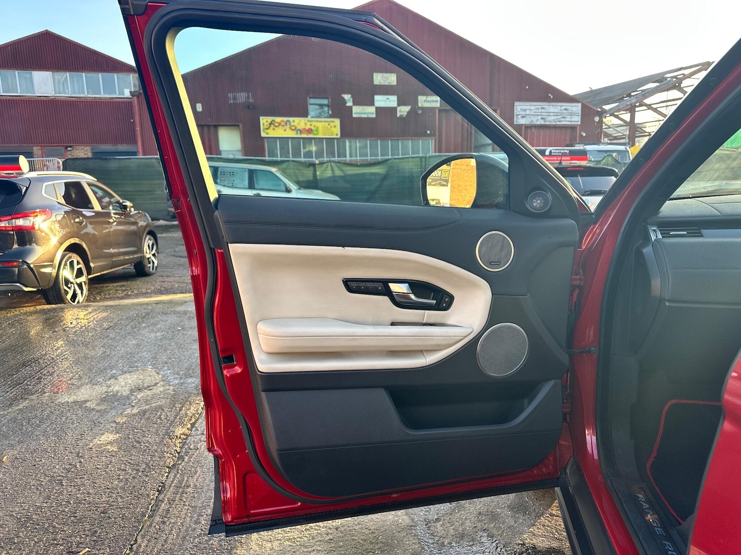 Used Land Rover Range Rover Evoque 2015 for sale - 77339616: Photo 41