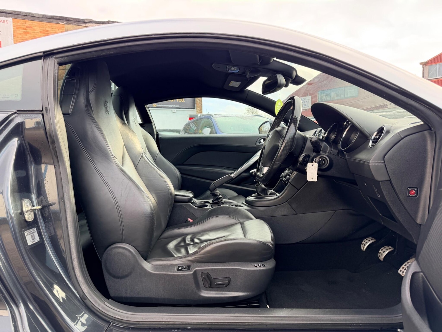 Used Peugeot RCZ 2011 for sale - 77386382: Photo 31