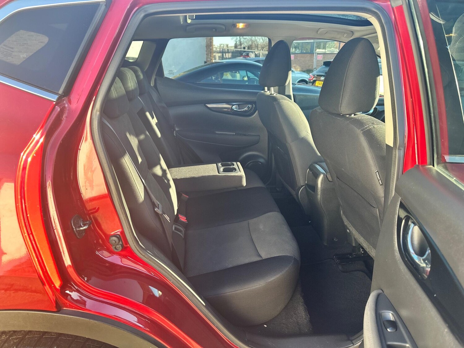 Used Nissan Qashqai 2015 for sale - 77339615: Photo 26