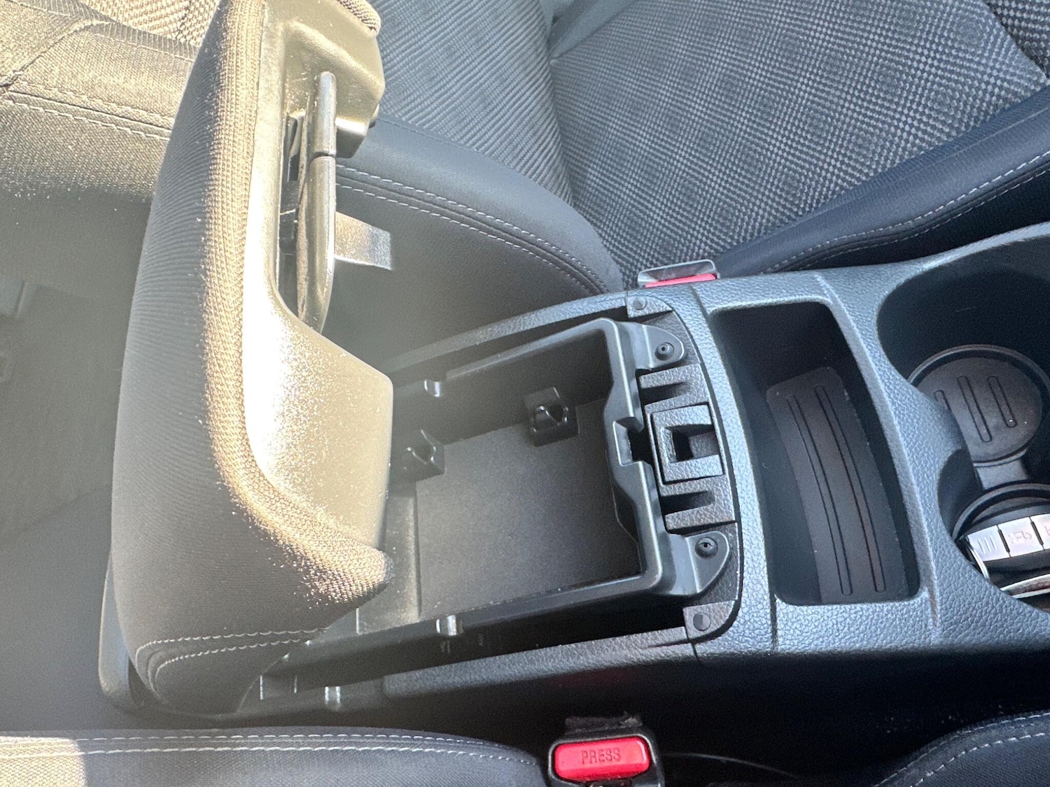 Used Nissan Qashqai 2015 for sale - 77339615: Photo 50