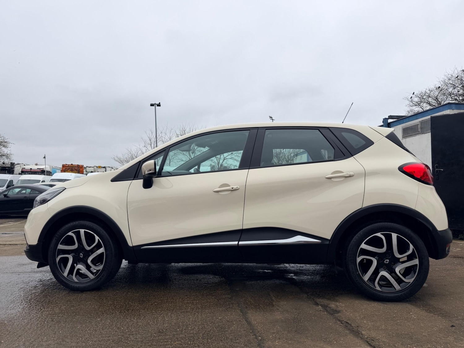 Used Renault Captur 2013 for sale - 77794004: Photo 15