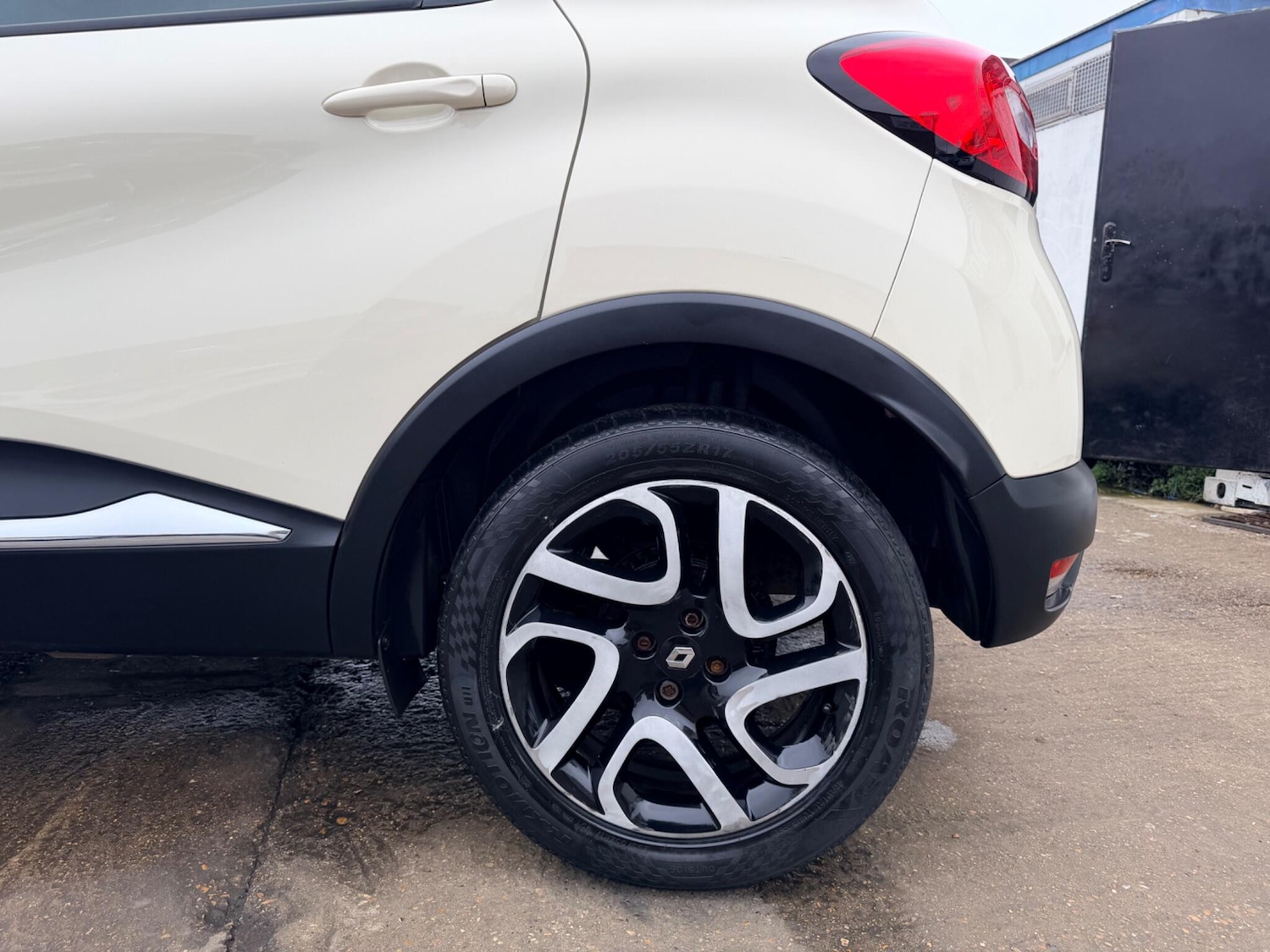 Used Renault Captur 2013 for sale - 77794004: Photo 23