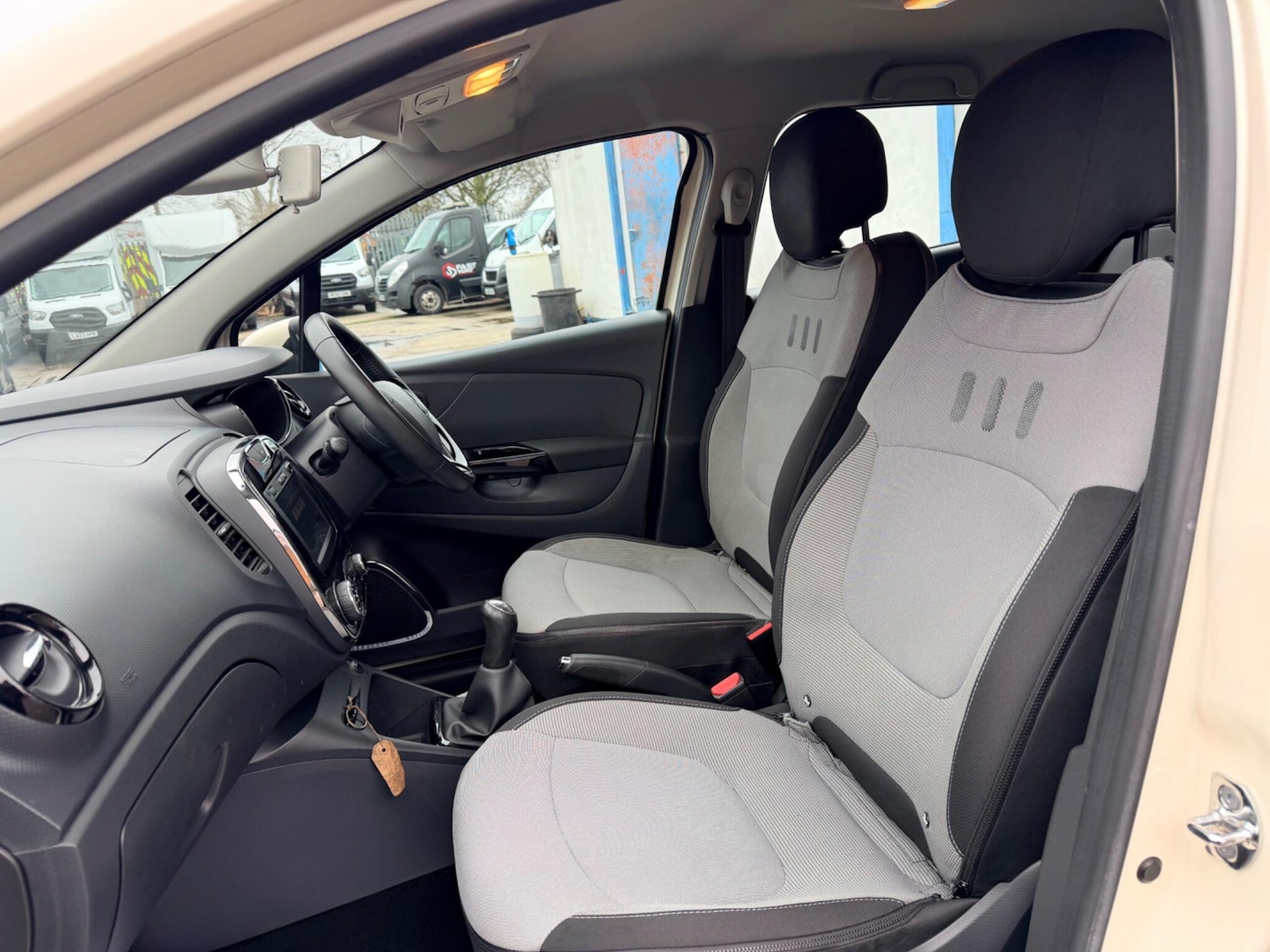 Used Renault Captur 2013 for sale - 77794004: Photo 38