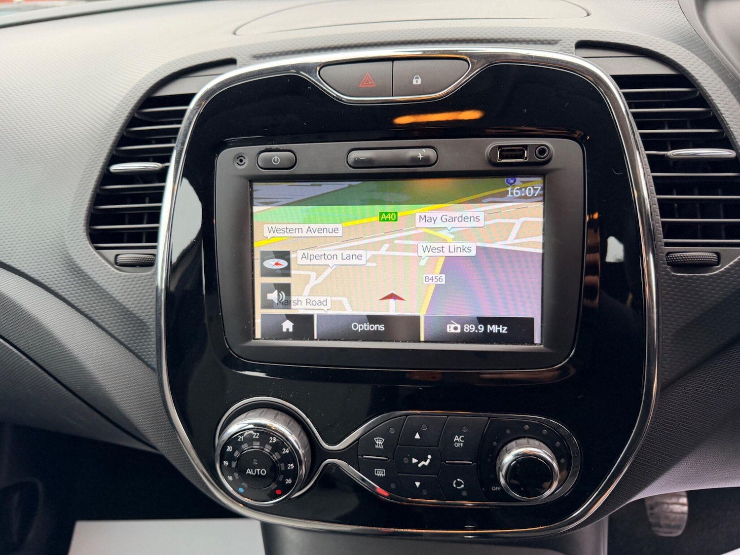 Used Renault Captur 2013 for sale - 77794004: Photo 58