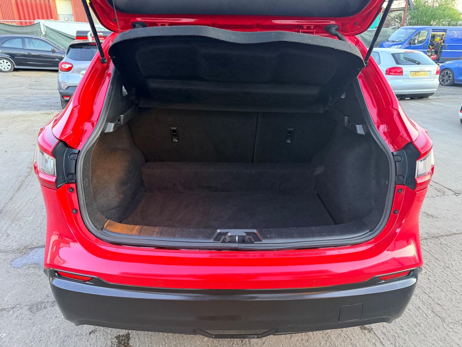 Used Nissan Qashqai for sale - 78057606: Photo 29