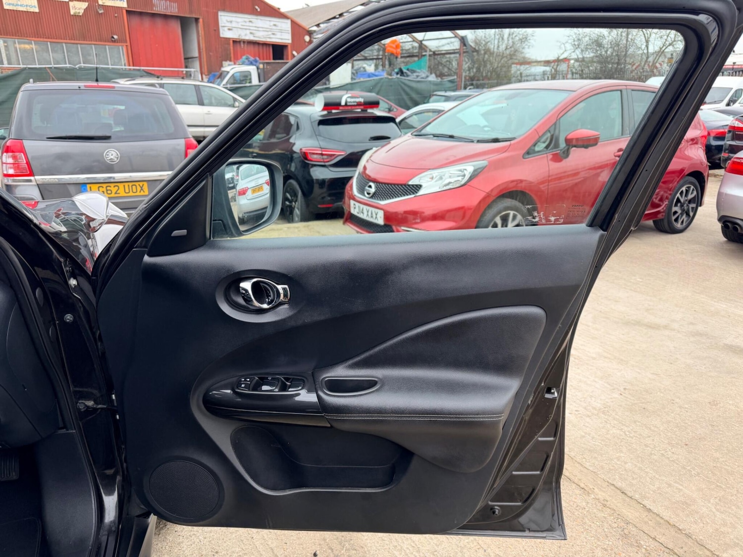 Used Nissan Juke 2015 for sale - 77597785: Photo 42