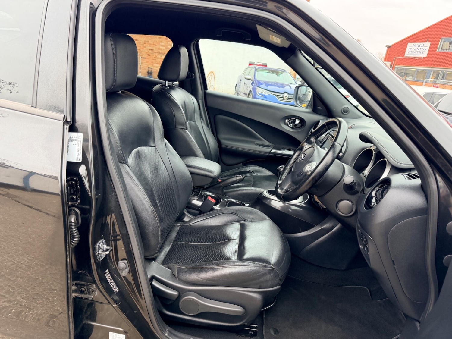 Used Nissan Juke 2015 for sale - 77597785: Photo 45