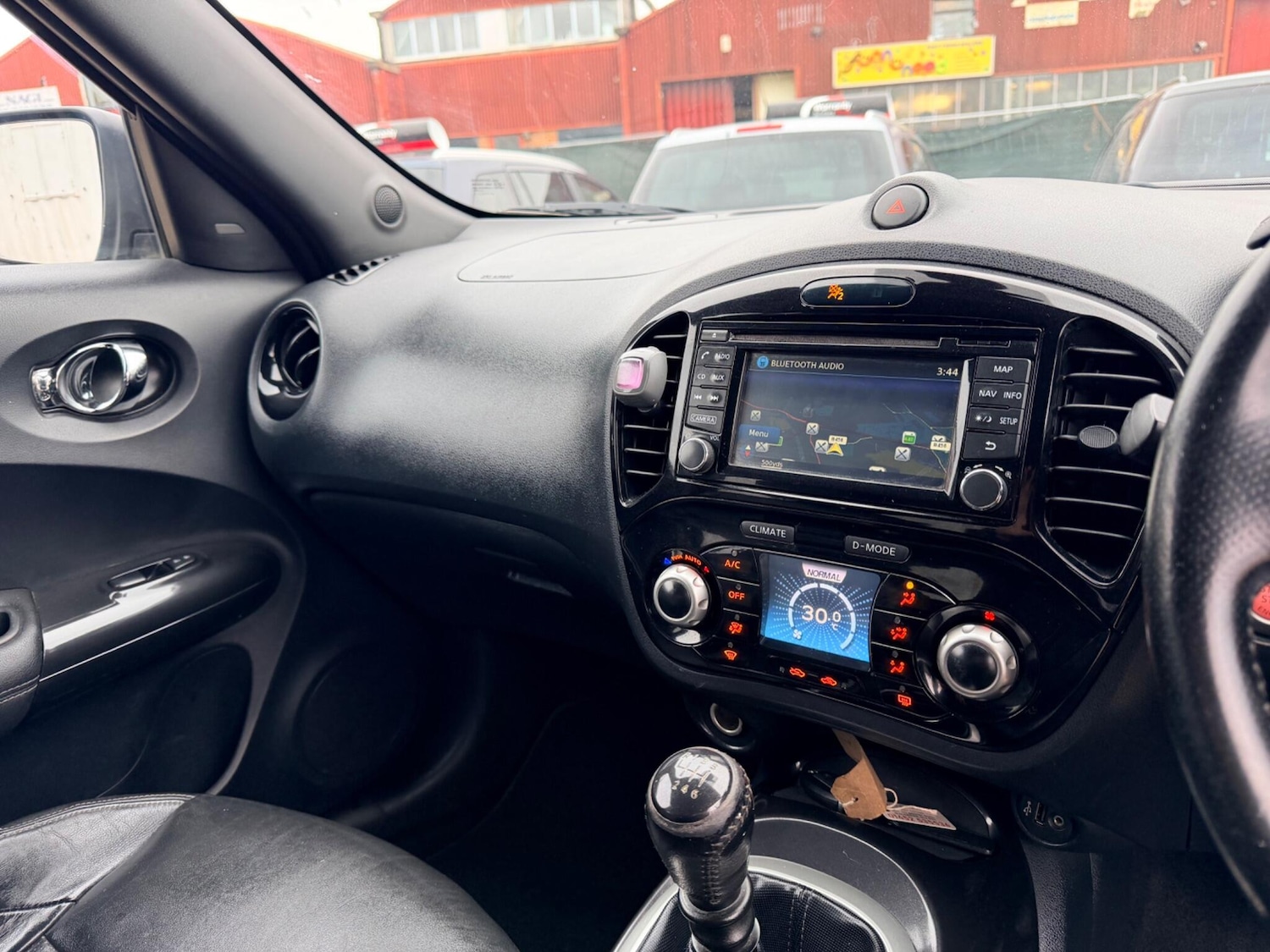 Used Nissan Juke 2015 for sale - 77597785: Photo 50