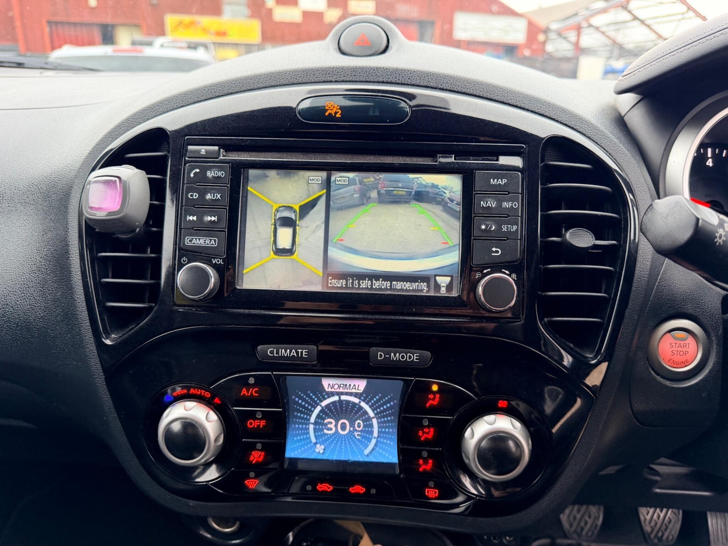 Used Nissan Juke 2015 for sale - 77597785: Photo 52