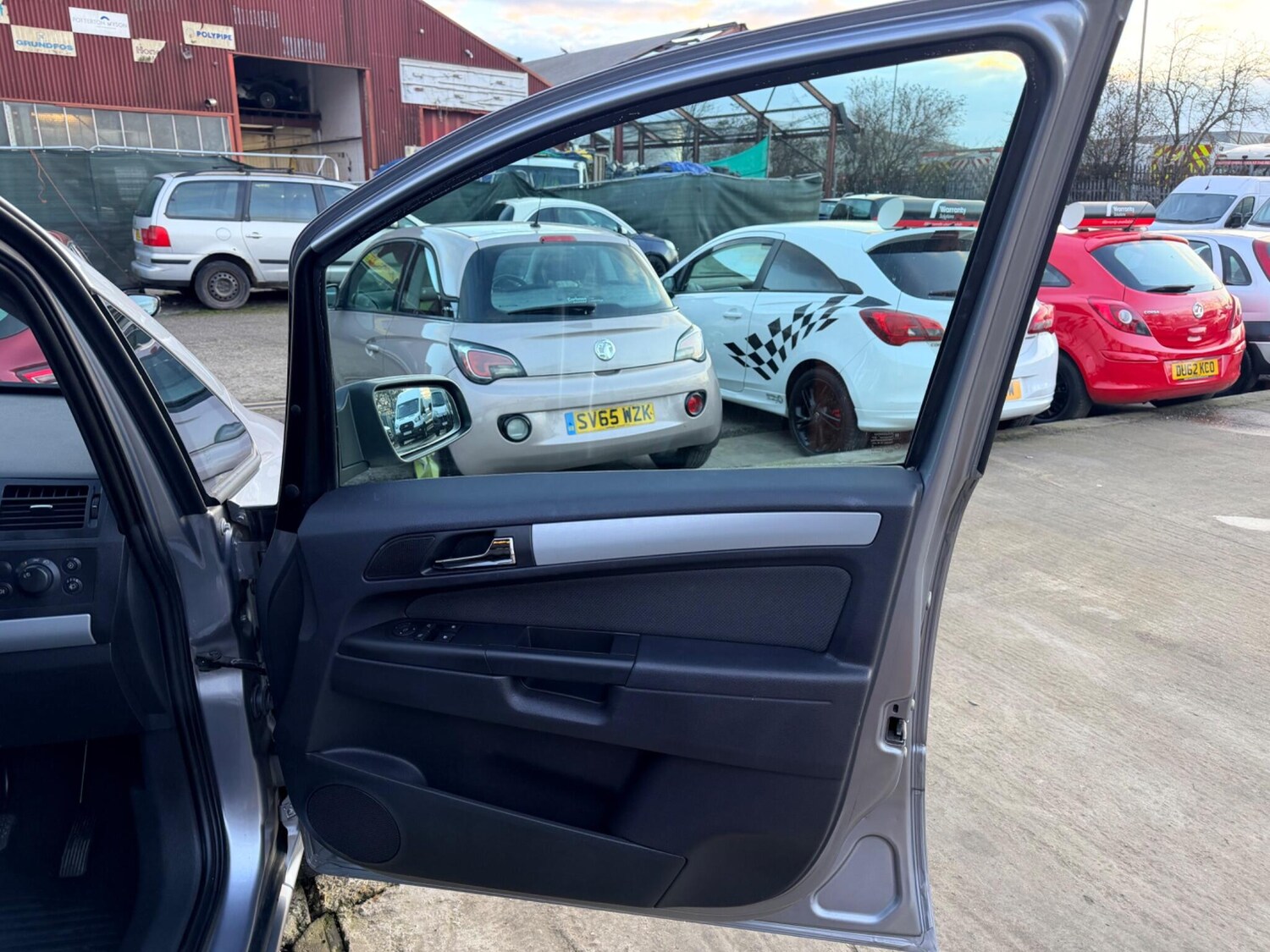 Used Vauxhall Zafira for sale - 77496355: Photo 23