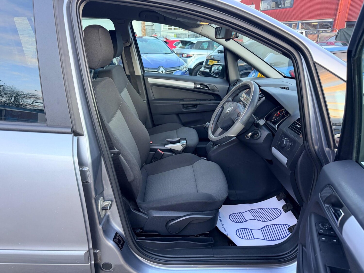 Used Vauxhall Zafira for sale - 77496355: Photo 25