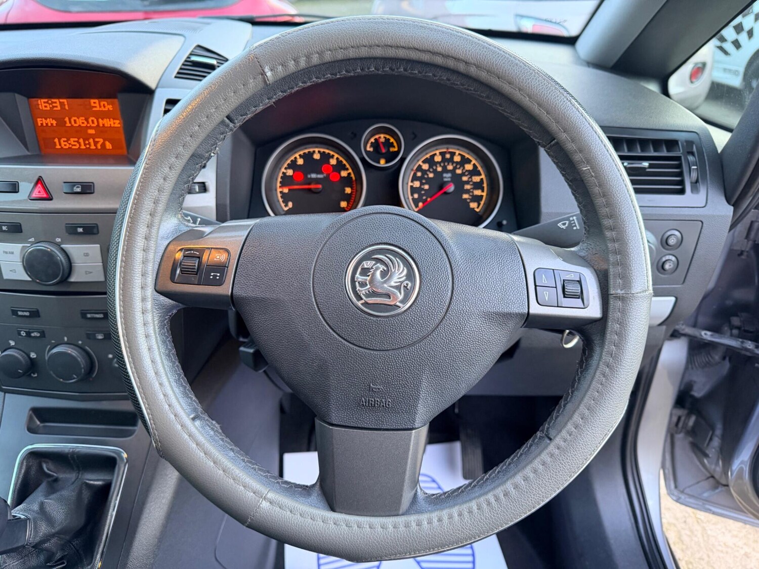 Used Vauxhall Zafira for sale - 77496355: Photo 28