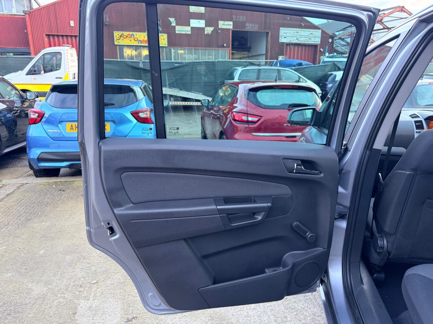 Used Vauxhall Zafira for sale - 77496355: Photo 40