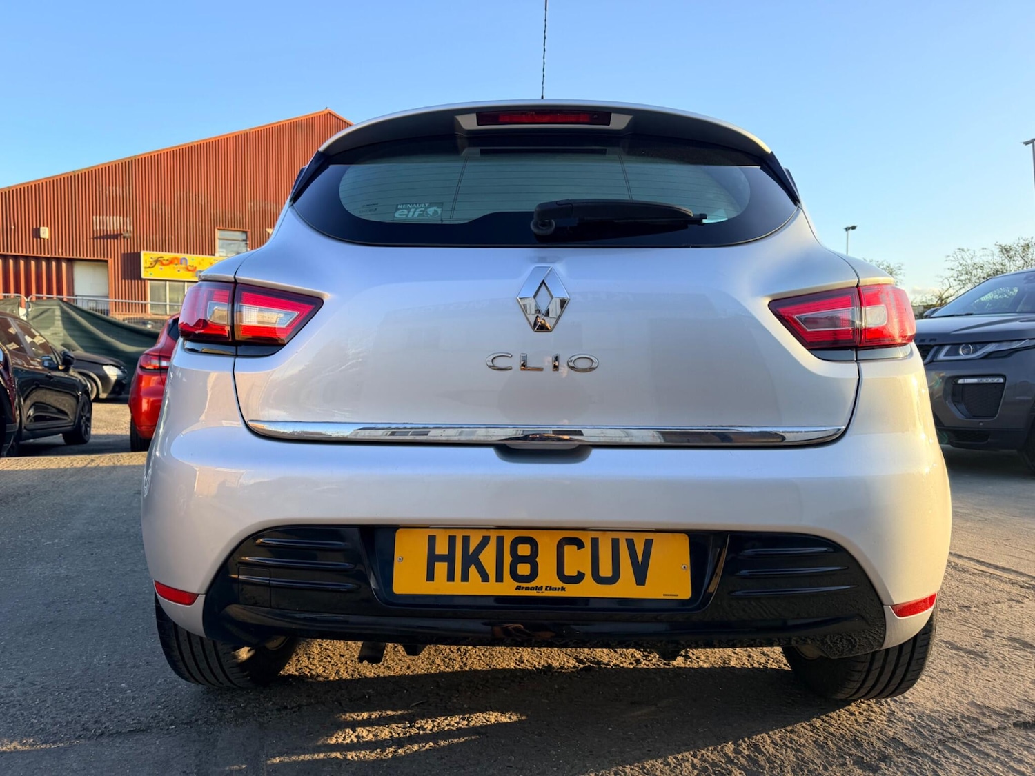 Used Renault Clio 2018 for sale - 77892868: Photo 12