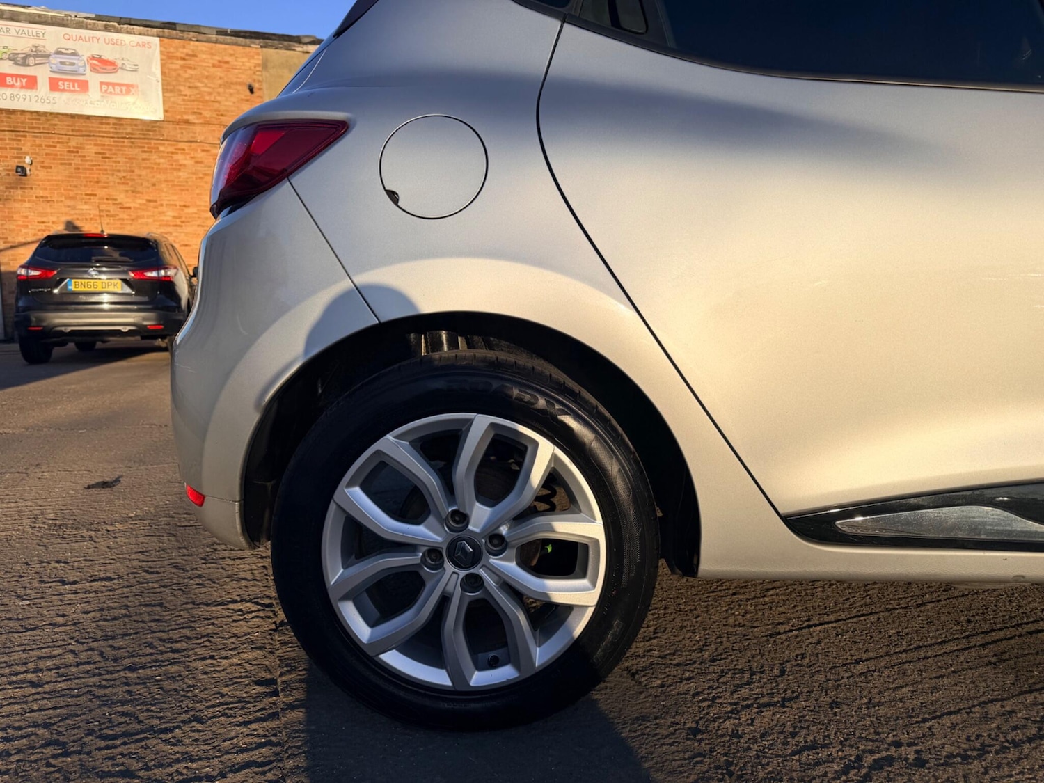 Used Renault Clio 2018 for sale - 77892868: Photo 21