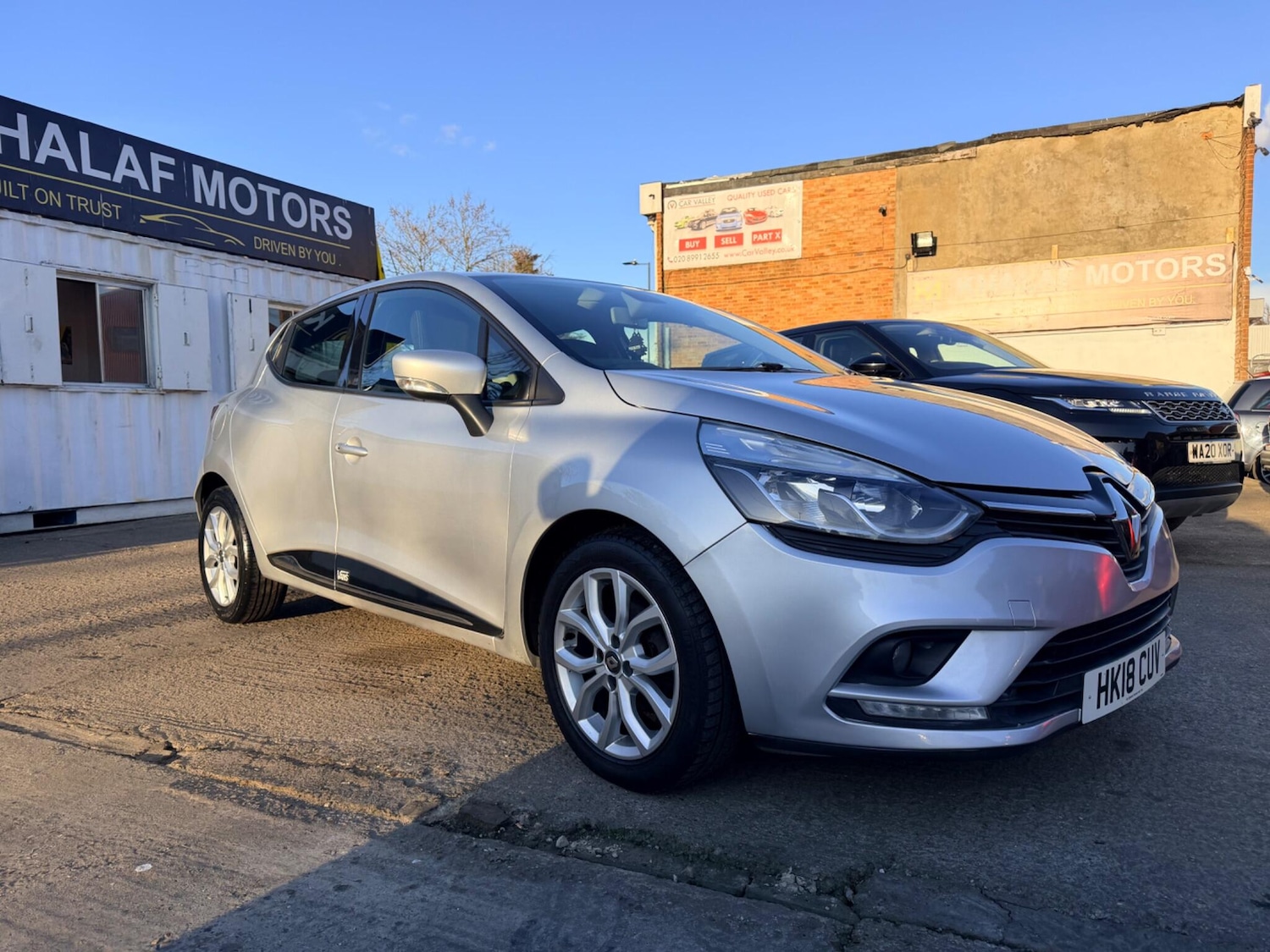 Used Renault Clio 2018 for sale - 77892868: Photo 6