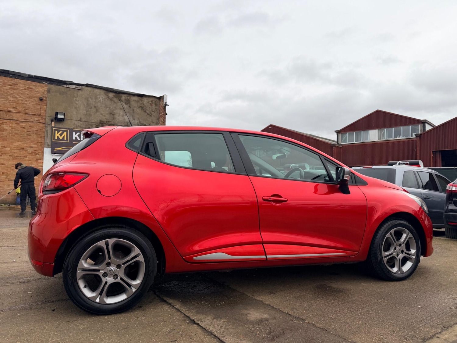 Used Renault Clio 2016 for sale - 77633289: Photo 10
