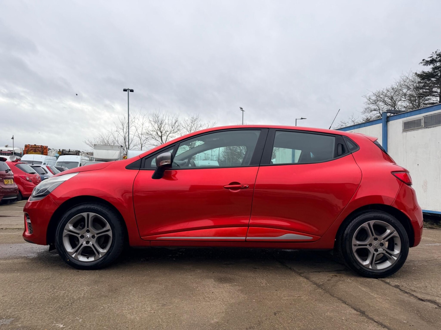 Used Renault Clio 2016 for sale - 77633289: Photo 18