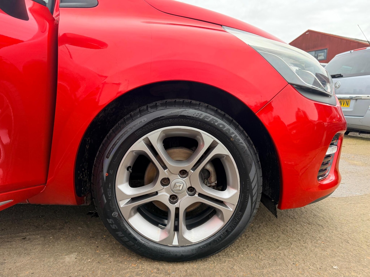 Used Renault Clio 2016 for sale - 77633289: Photo 25