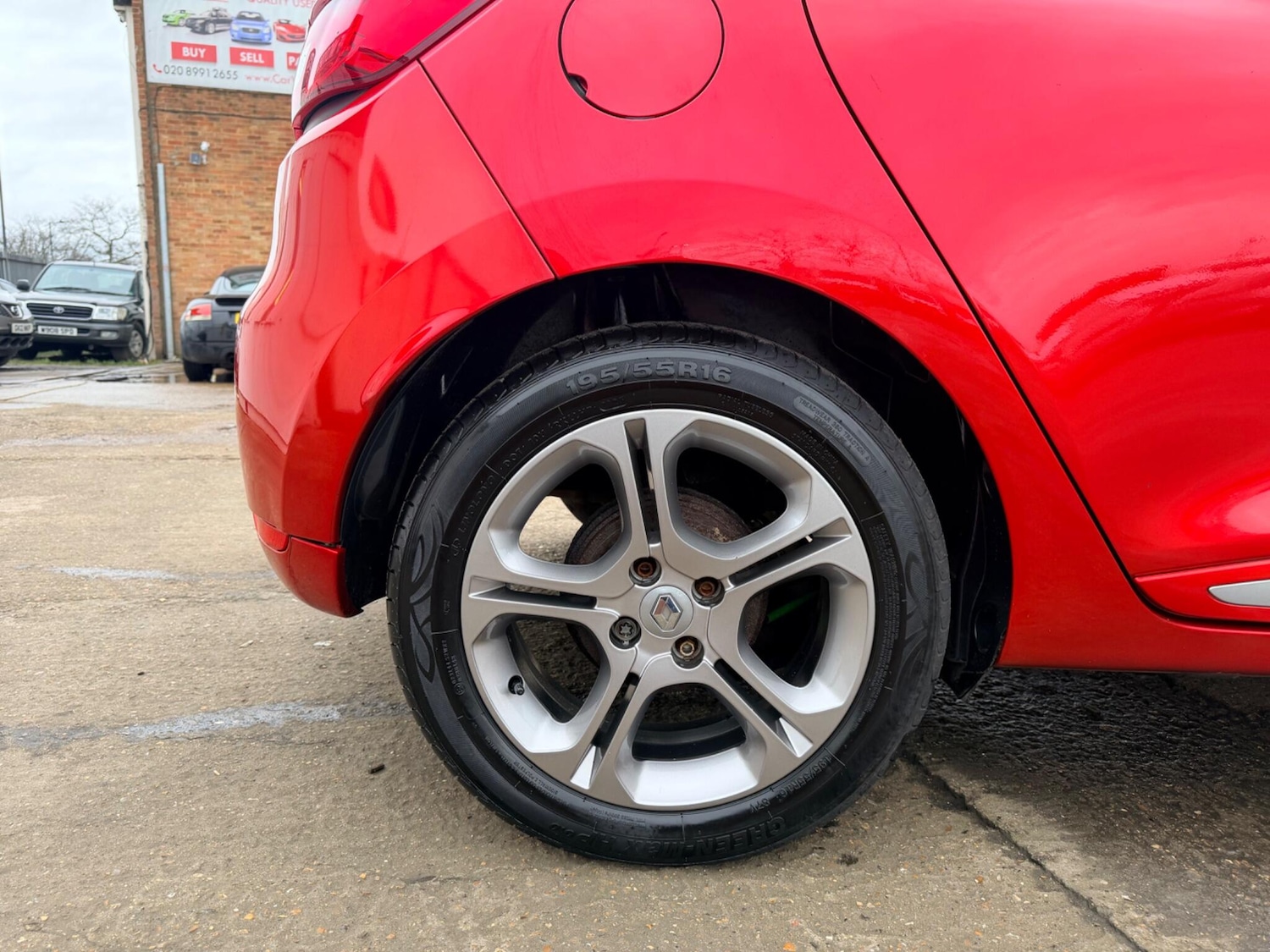 Used Renault Clio 2016 for sale - 77633289: Photo 27