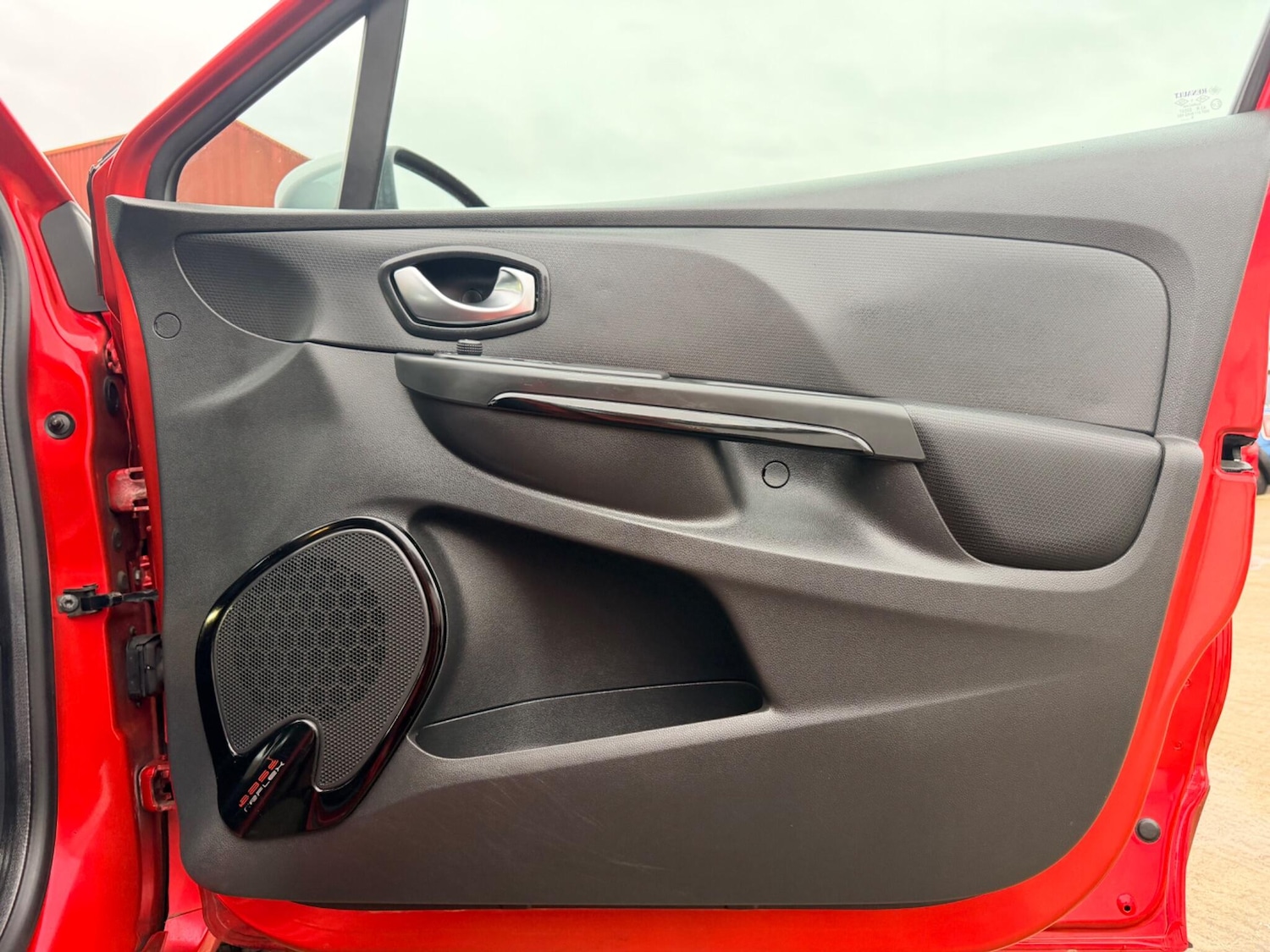 Used Renault Clio 2016 for sale - 77633289: Photo 52