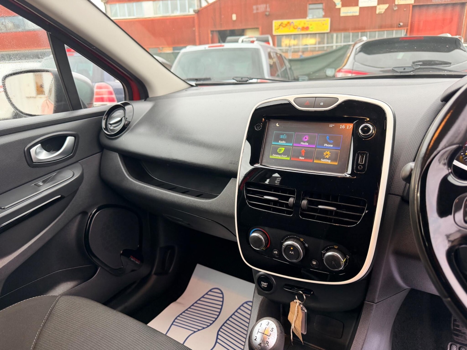 Used Renault Clio 2016 for sale - 77633289: Photo 62