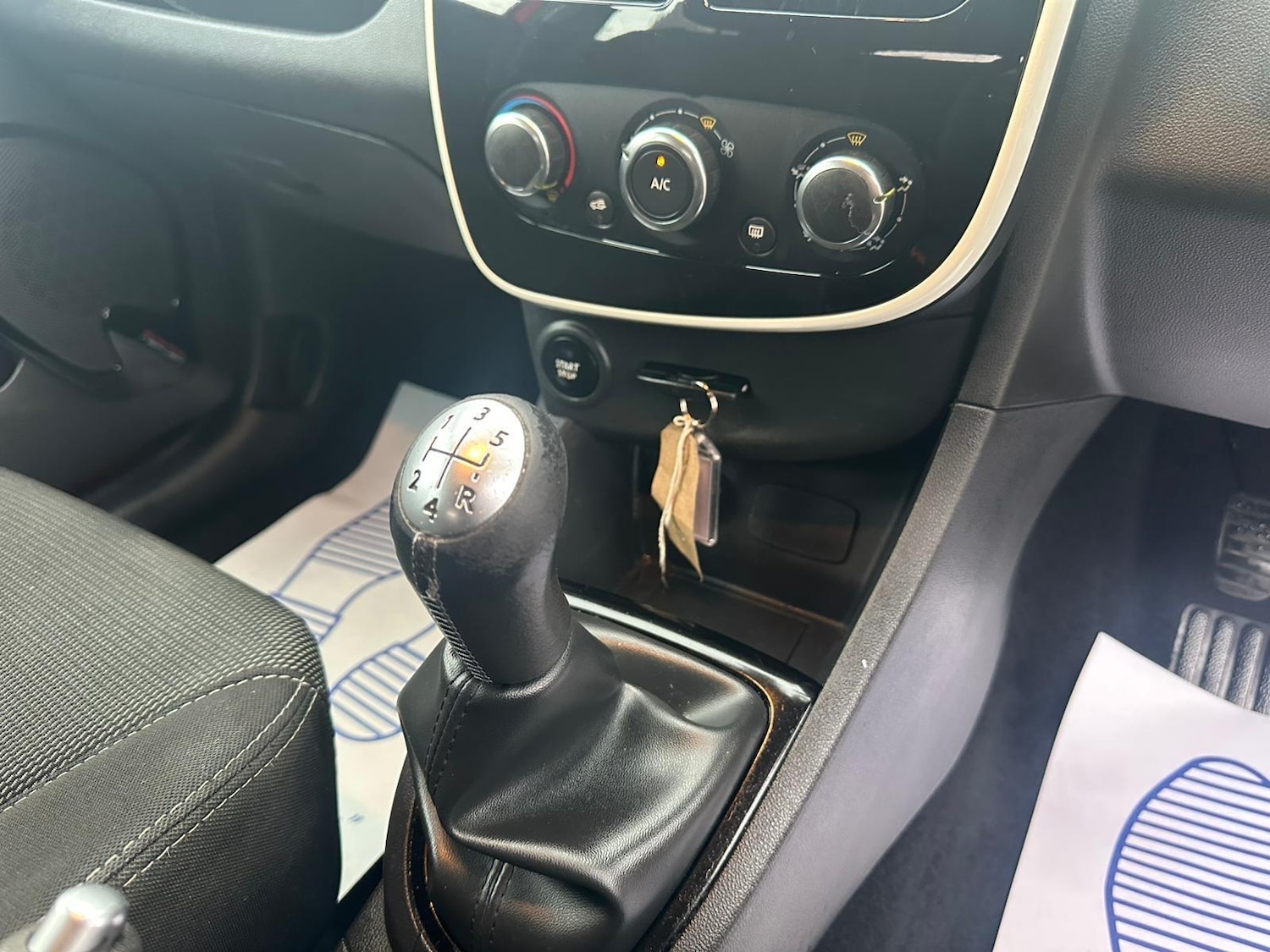 Used Renault Clio 2016 for sale - 77633289: Photo 66