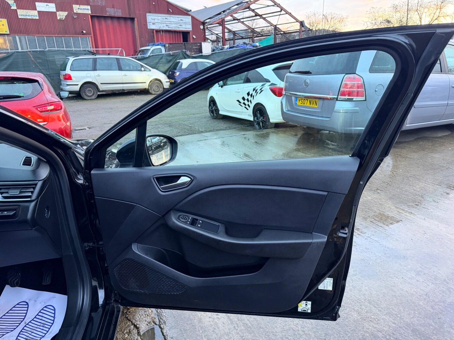 Used Renault Clio 2021 for sale - 77478655: Photo 25