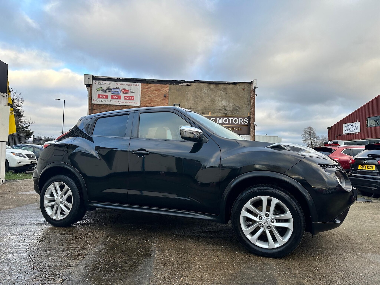 Used Nissan Juke 2015 for sale - 77339609: Photo 3