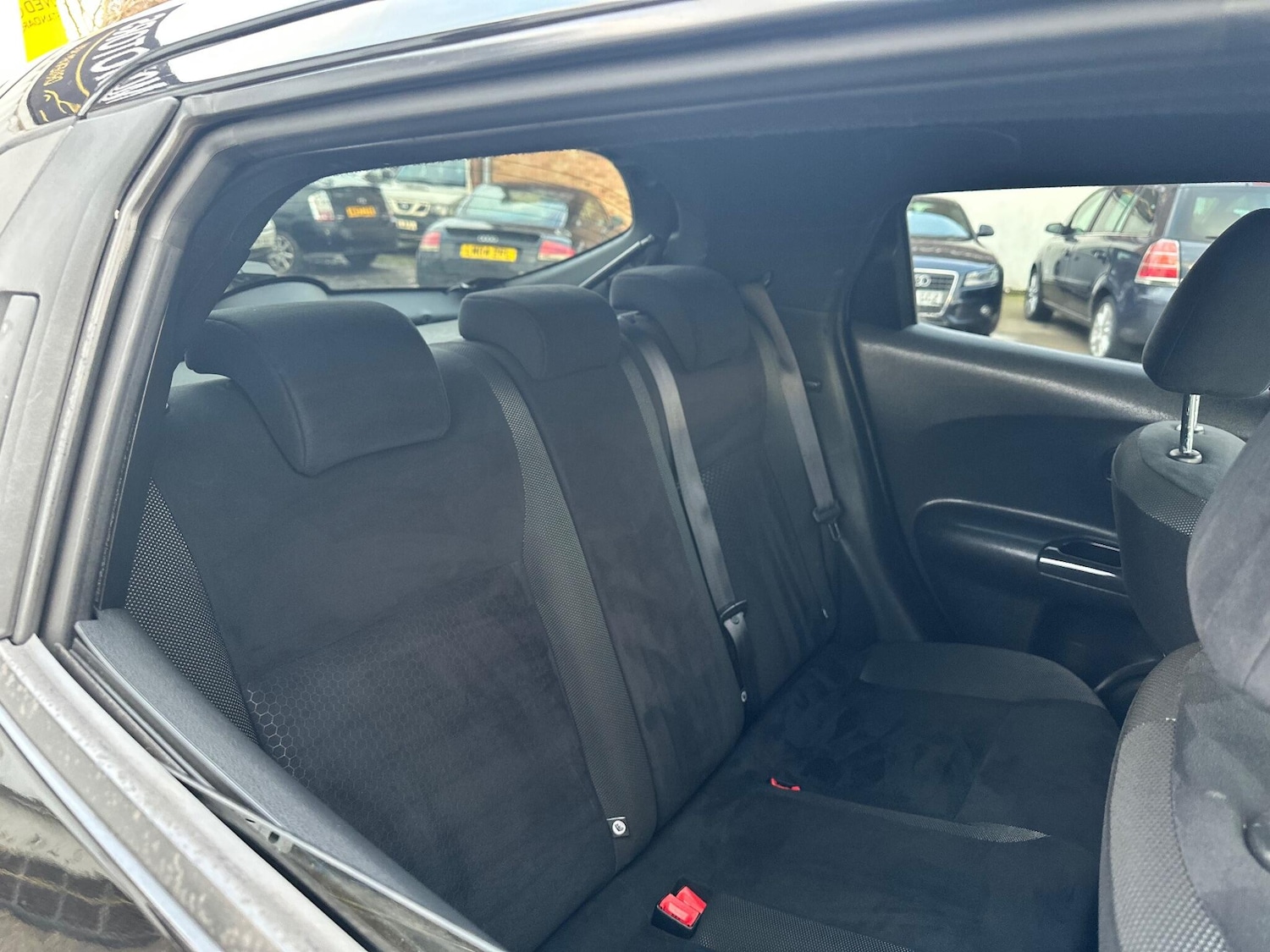 Used Nissan Juke 2015 for sale - 77339609: Photo 32